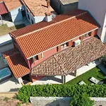 Poiai Stonehouse With Jacuzzi * Peroj