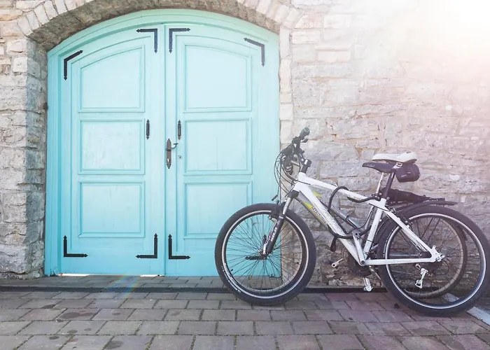 펜션 Poiai Stonehouse With Jacuzzi 페로이