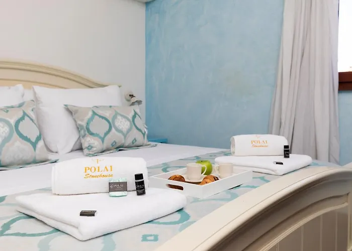 펜션 Poiai Stonehouse With Jacuzzi 페로이