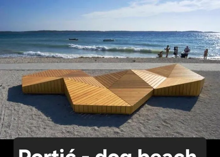 Poiai Stonehouse With Jacuzzi 페로이